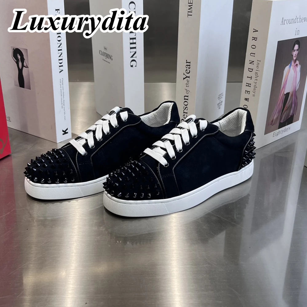 Top Quality Womens Trendy Casual Sneakers Luxury Mens Real Leather Tennis Shoes Designr Red Sole Tide Lovers Rivet Shoes HJ0142