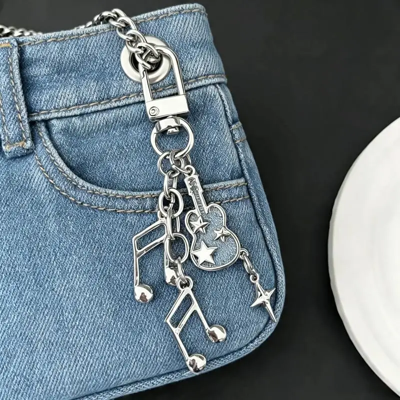Retro-Legierungs-Delfin-Schlüsselanhänger, kreativer, niedlicher Anhänger für Tasche, Geldbörse, Rucksack, Geschenkidee zum Jahrestag. – Detail 1