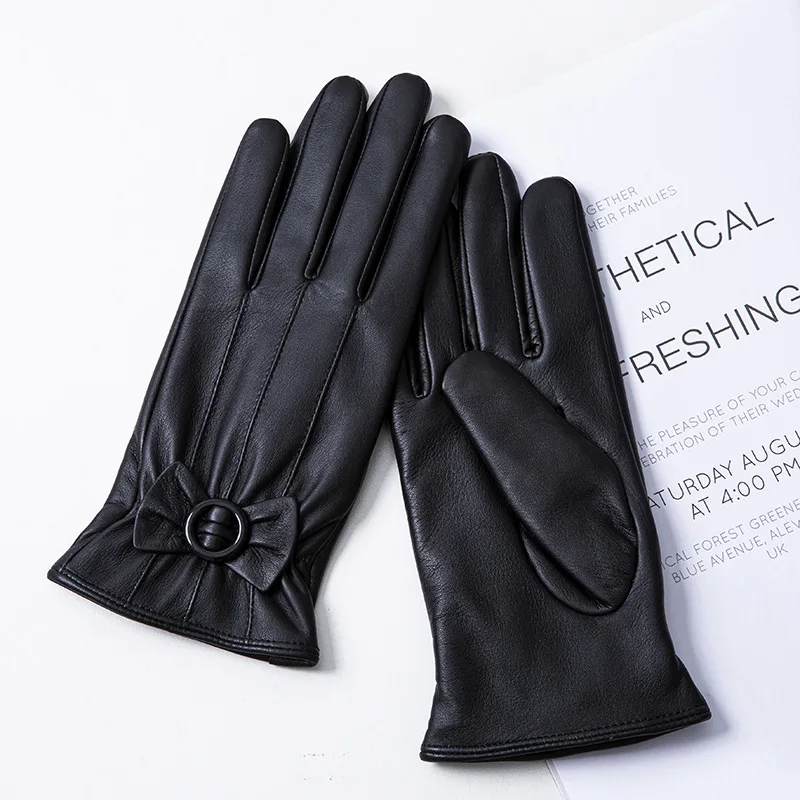 guantes-de-cuero-autentico-negros-calidos-para-el-invierno-de-diseno-moderno-con-lazo-hechos-de-piel-de-oveja-ideales-para-actividades-al-aire-libre-en-otono-y-para-ciclismo-con-forro-de-terciopelo