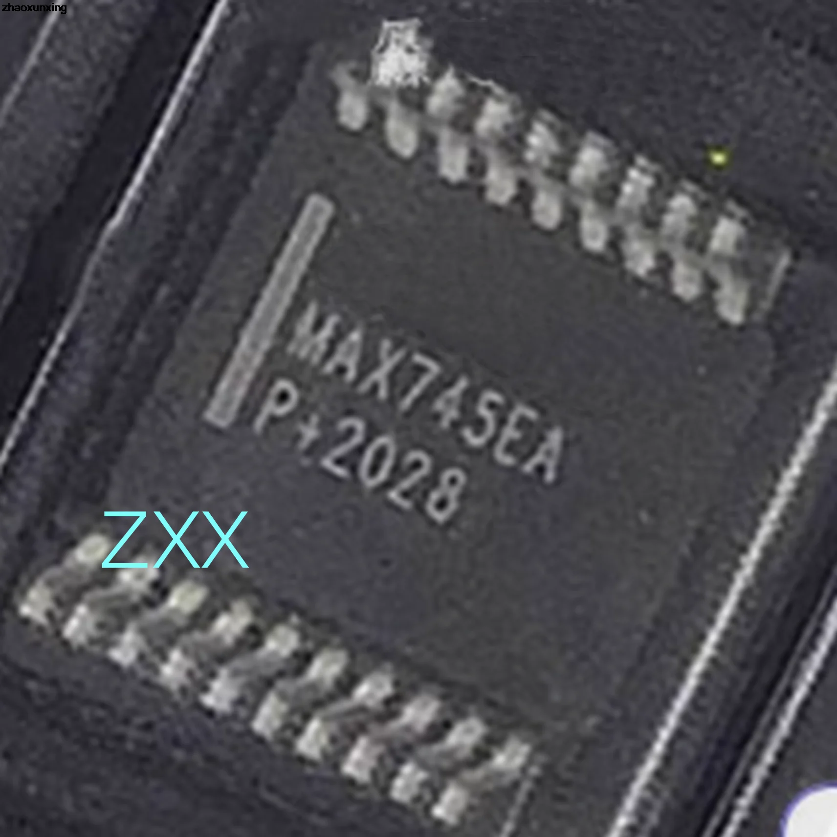 2PCS Neue MAX745EAP+T MAX745 MAX745EAP SSOP-20