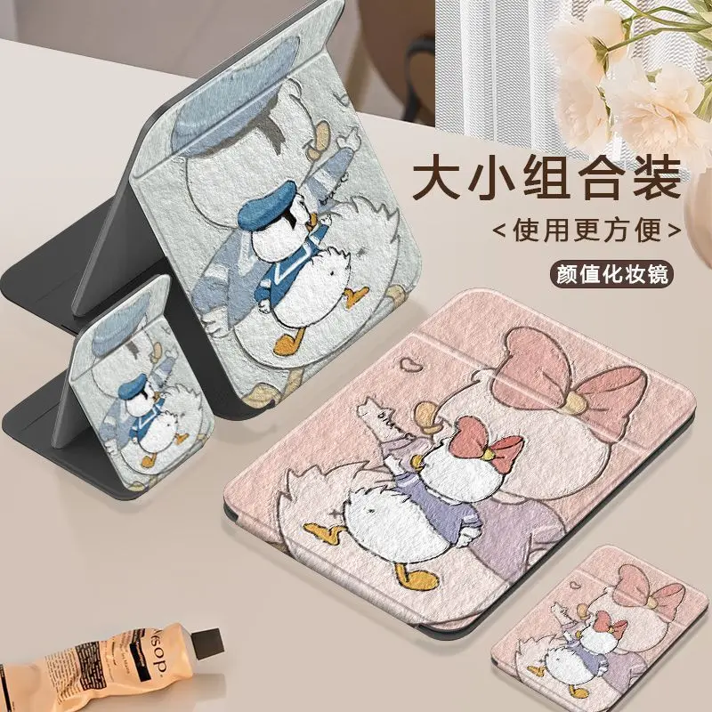 Creative Disney Donald Duck Daisy New Cute Cartoon Pattern for Men and Women Couple Portable Portable Folding Makeup Mirror