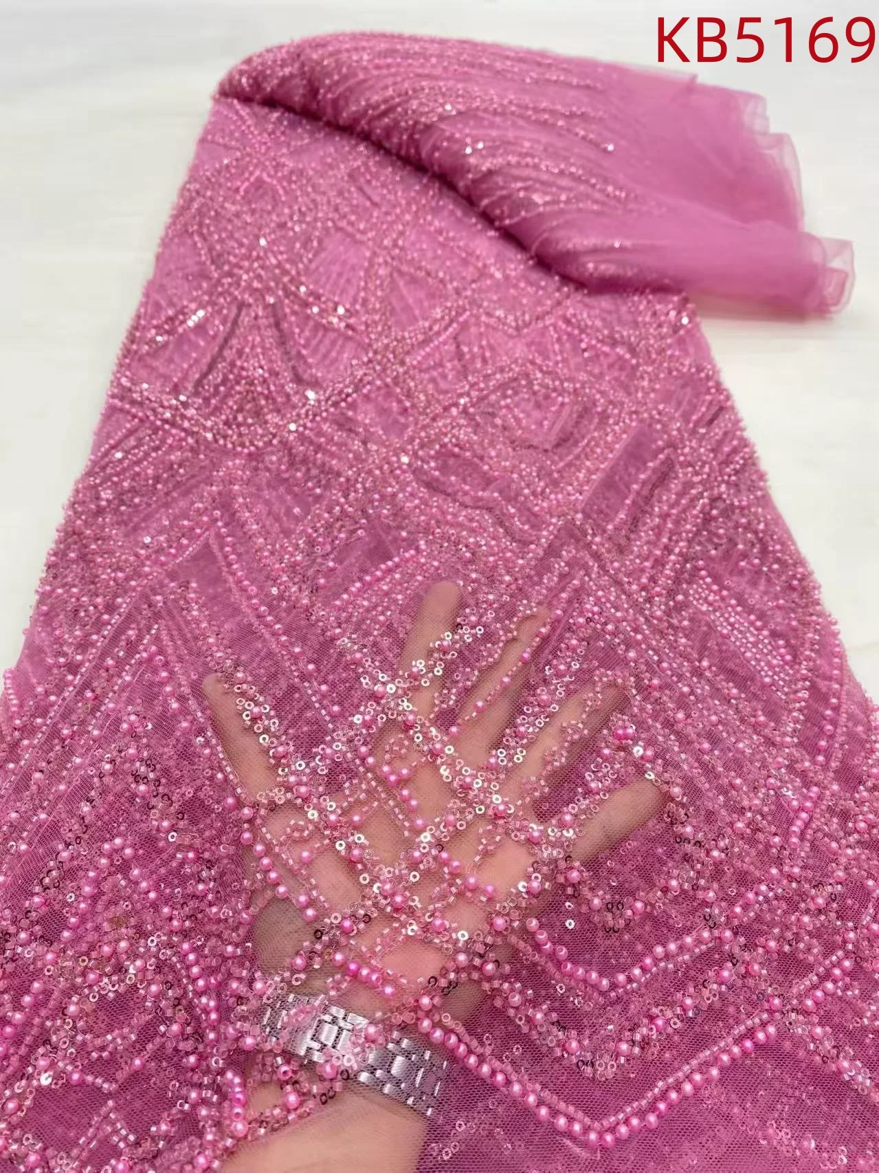 ผ้าลูกไม้ประดับด้วยลูกปัดทองคำ พร้อมเลื่อม ผ้าลูกไม้คุณภาพสูงรุ่นล่าสุด ปี 2025 ผ้าลูกไม้ทูลสีเขียวประดับเลื่อม สำหรับงานเย็บปักถักร้อย รุ่น KB5169