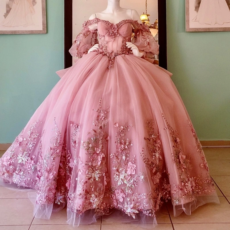 

Pink Shiny Quinceanera Dresses Ball Gown Off The Shoulder Applique Flower Beads Tull Corset Party Birthday Sweet 16 Dress Vestid