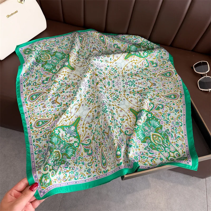 70*70 سنتيمتر مصمم طباعة وشاح المرأة الأوشحة الحريرية باندانا الحجاب منديل شال منديل رباط شعر Foulard سيدة فاخرة