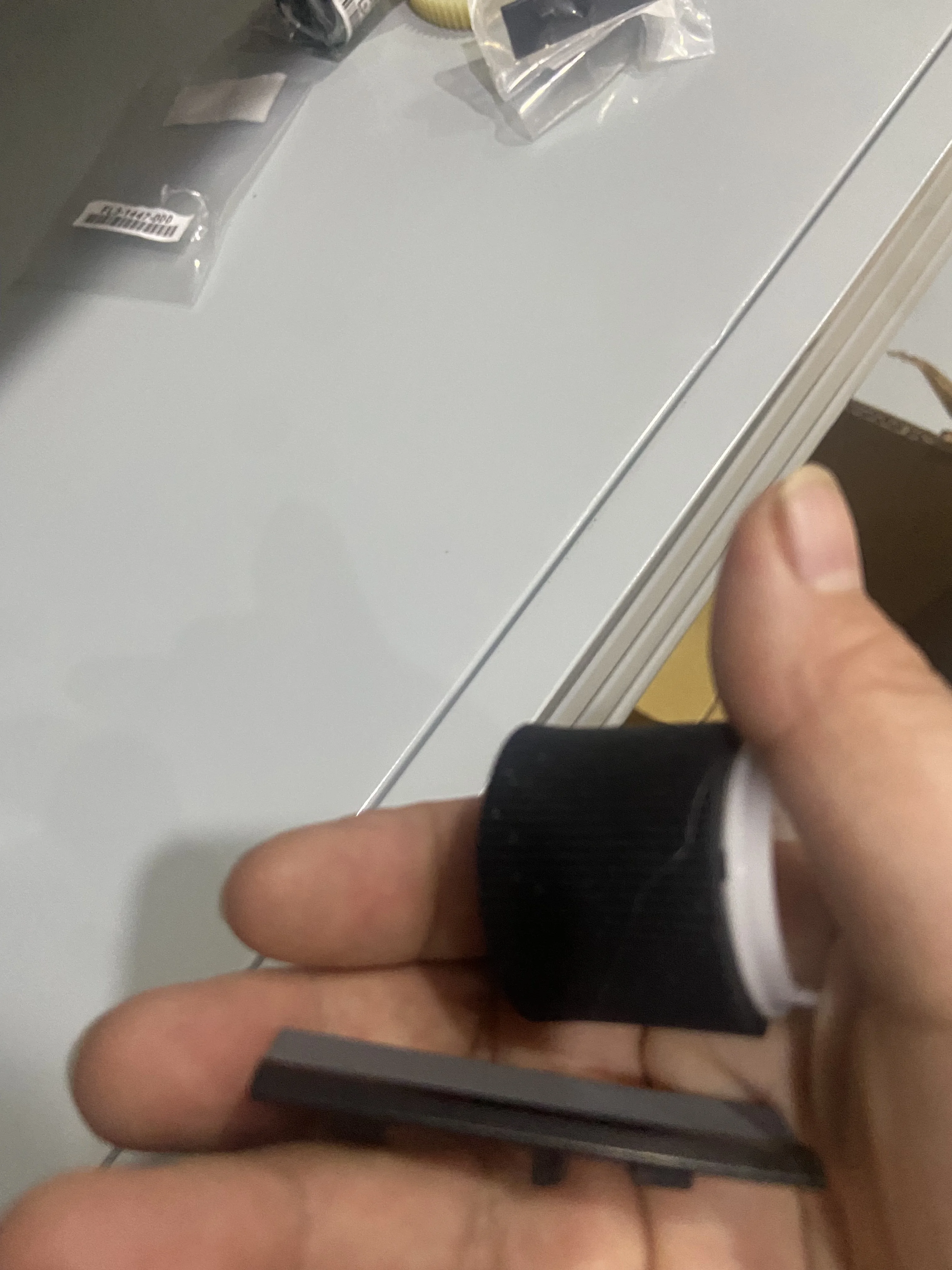 

1 компл. FL3-1447-000 FL3-1352-000 разделительная накладка ролика захвата для CANON IR 2202 2002 2204 2520 2525 2530 2535 2545 IR2545