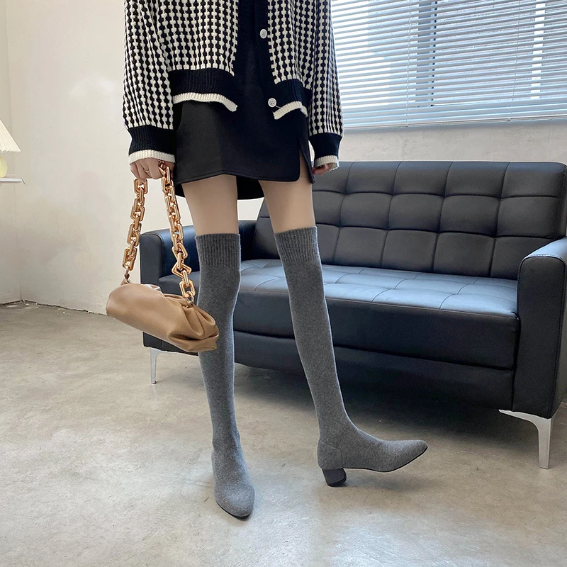 Женские туфли-носки с длинными трубками, маленький размер, острый носок, толстый каблук, осенне-зимние универсальные тонкие ботинки, модные эластичные ботинки