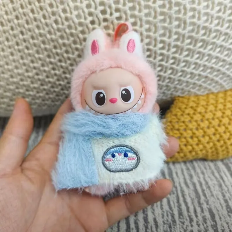 Leuke Pinguïn & Varken Thema Outfit Set voor 4e Gen Mini Labubu Kleding en Sjaal Kostuum voor 10 cm Vinyl Poppenkleertje Accessor