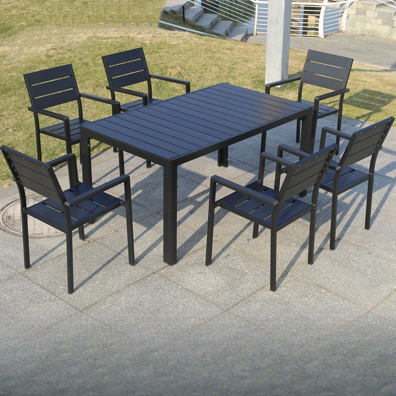 Anti-corrosive plastic wood tables and chairs, outdoor modern simple water retaining courtyard, open-air balcony, villa terrace