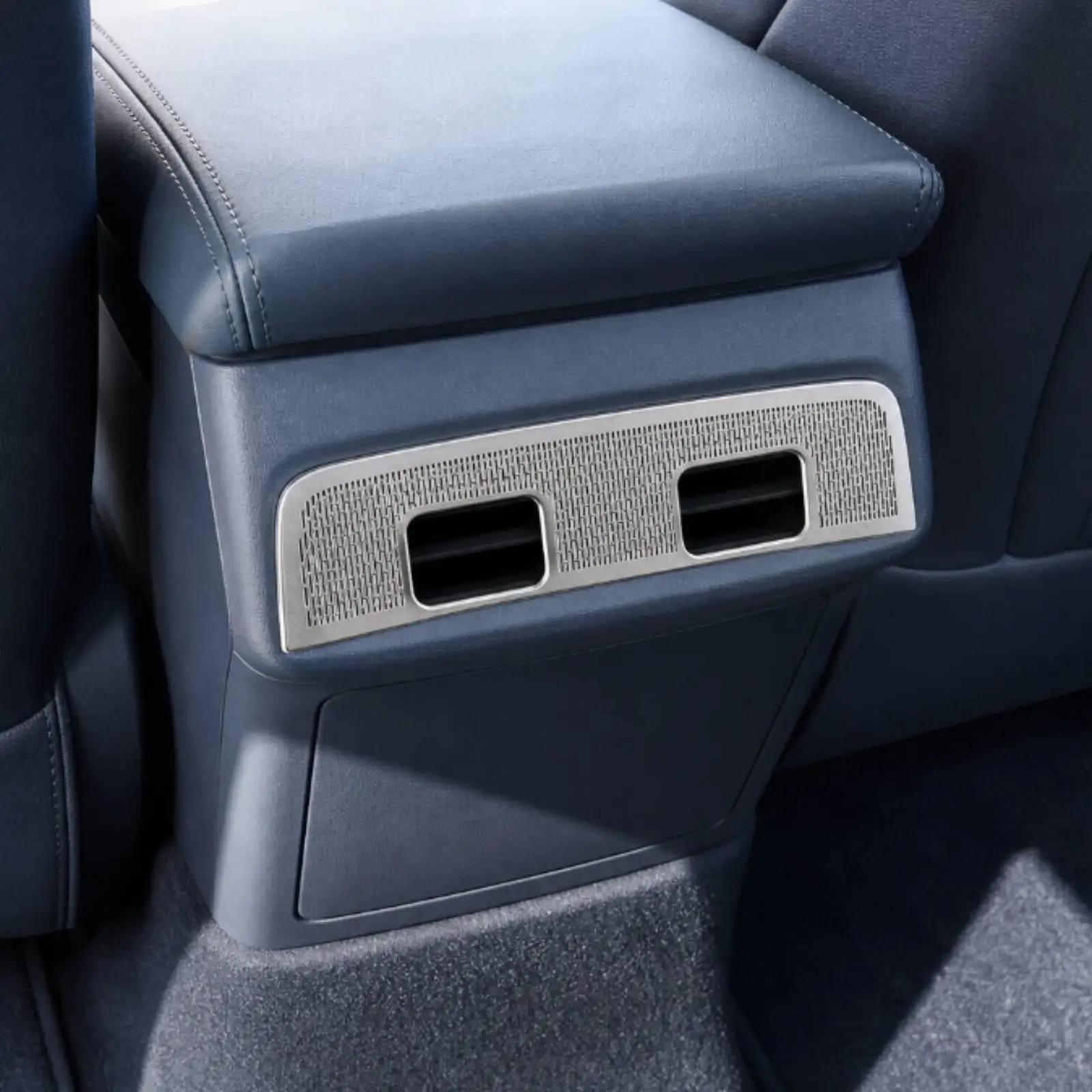 Car Air Vent Mesh Shield for Escalade 2026 Rear Outlet Cover Stainless Steel Trim Panel Protection