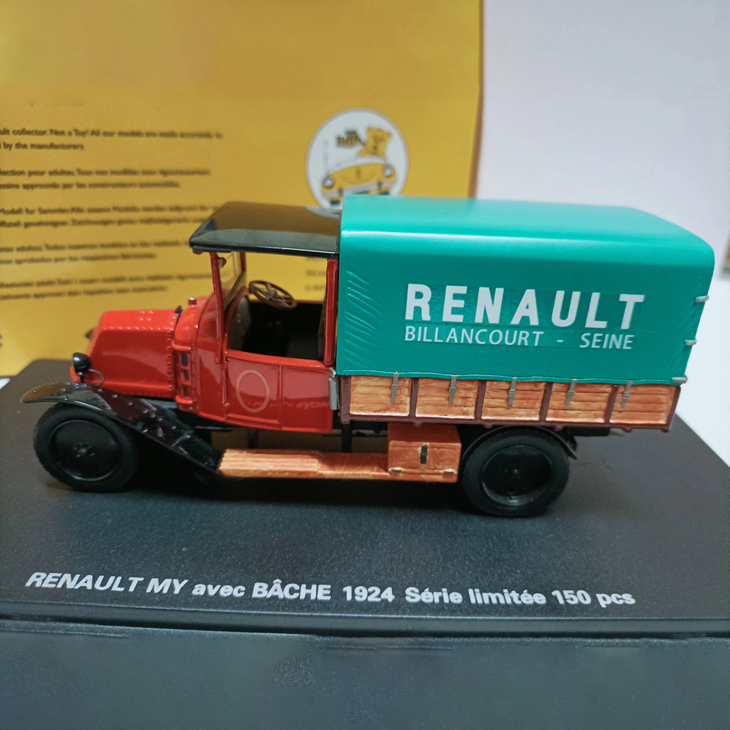 PERFEX 1:43 Scale Resin Renault MY Avec BACHE 1924 Toy Car Model Classic Nostalgia Adult Gift Souvenir Collection Static Display