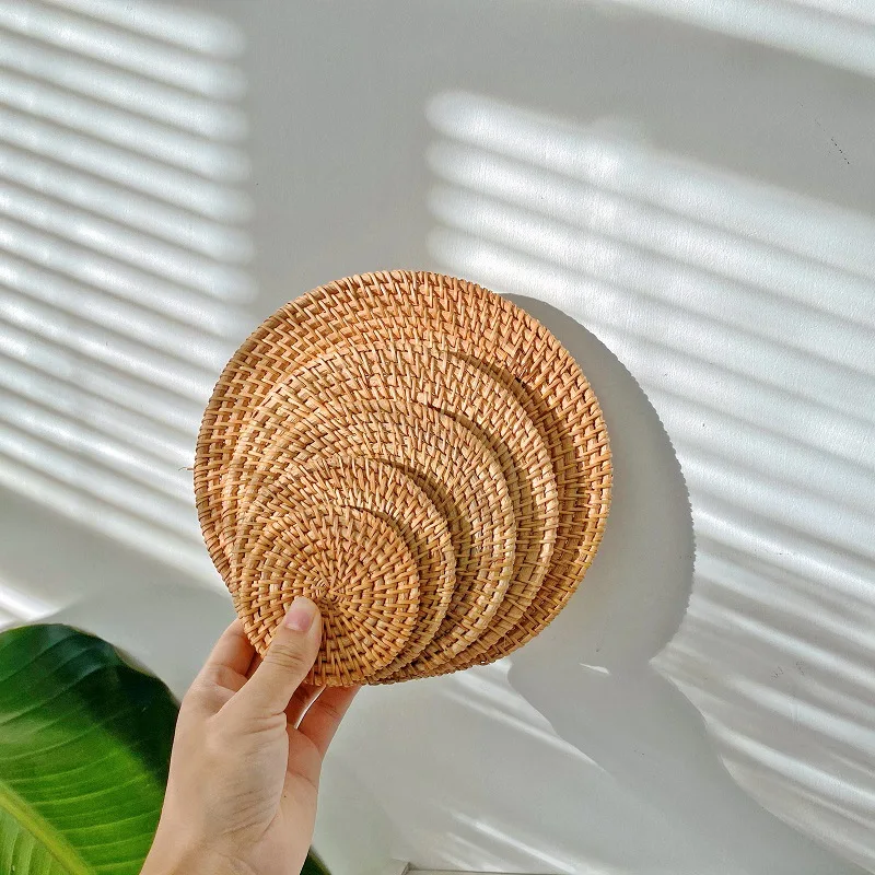 Natural Rattan Round Cup Mat Hot Pad Hand Woven Hot Insulation Placemats  Kitchen Decoration Table Padding Mat Pad Accessories