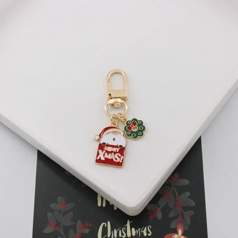 Christmas Keychain Cute Christmas Dress Up Tree The Elderly Small Bell Snowflake Hang Bag Pendant Key Chain Metal Keyring Gift