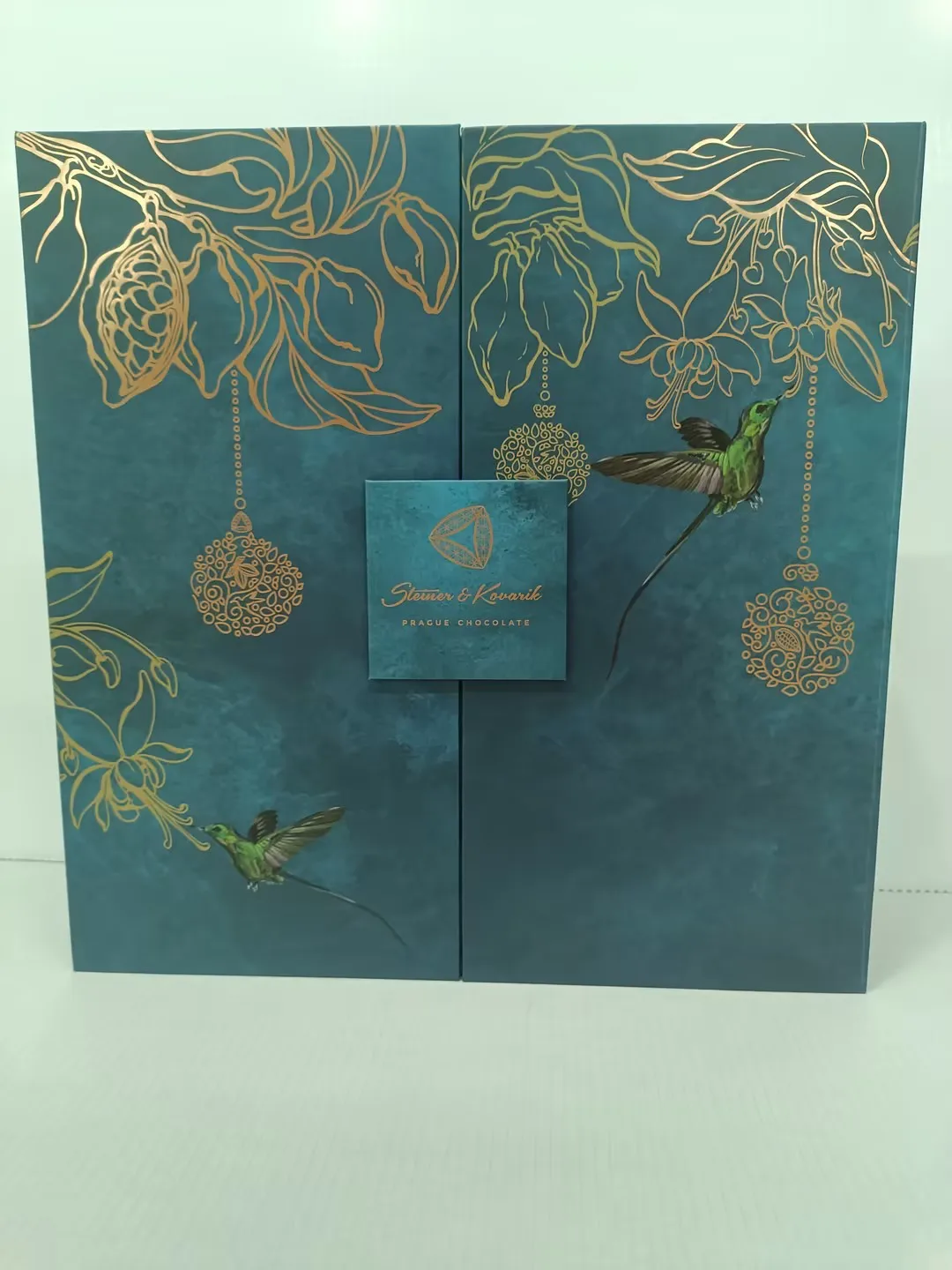 2025Luxury Best Chocolate Treats Advent Calendar High Custom Ramadan Gift Chocolate Box with Matt Lamination and Embossing - Image 3