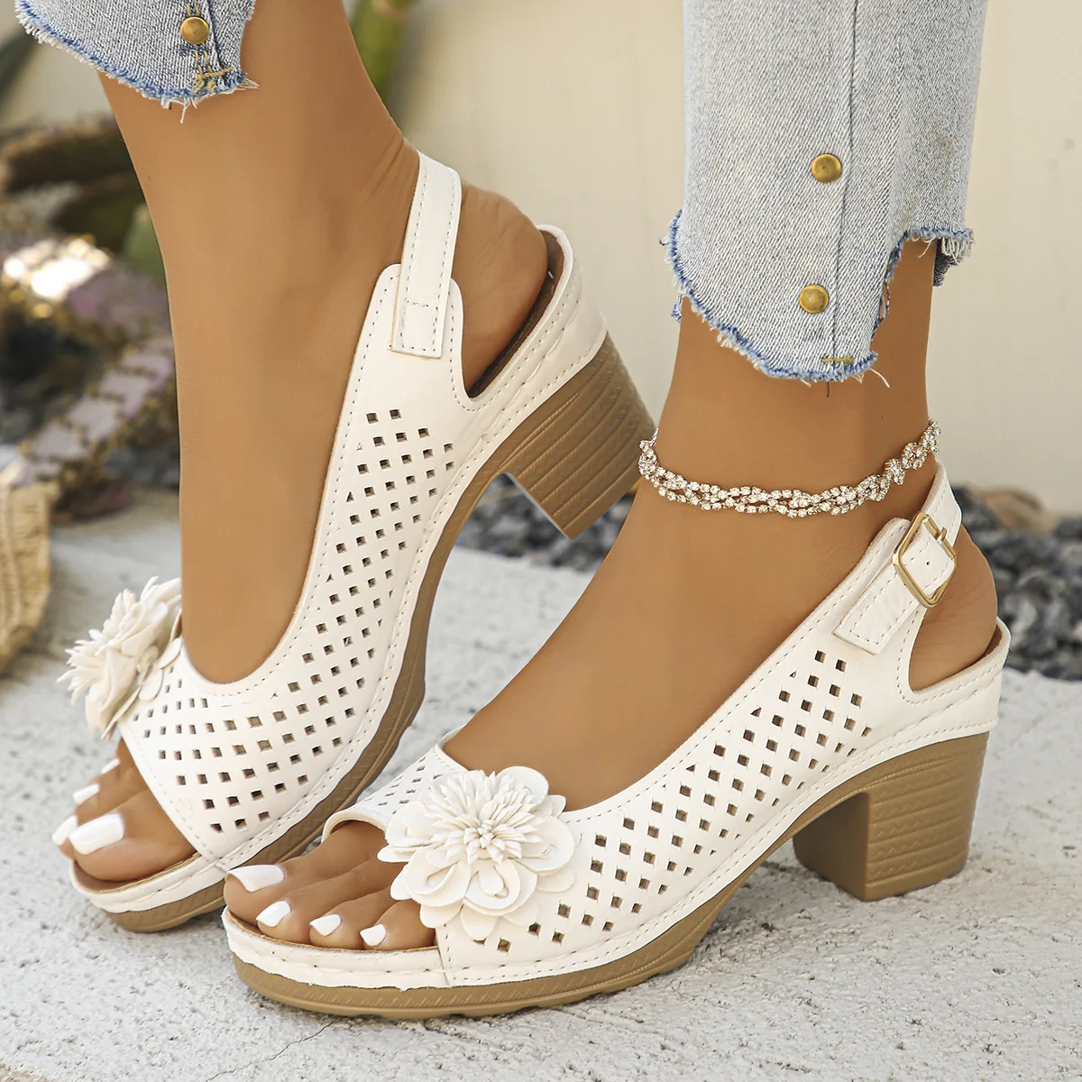 

Women's Sandals Summer Classic Retro Slip-on Comfortable High Heels Breathable Non-slip Light Sandals for Women Mujer