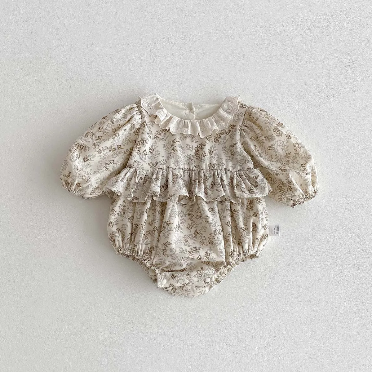 طفل الأزهار السروال القصير الربيع والخريف طويلة الأكمام الحلو خمر عارضة الدانتيل عبق السروال القصير ملابس الاطفال