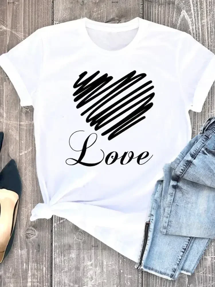 

Sweet Fashion Women T-shirts Summer Love Heart T-shirts Casual Loose Short Sleeve Regular Female Graphic T-Shirt