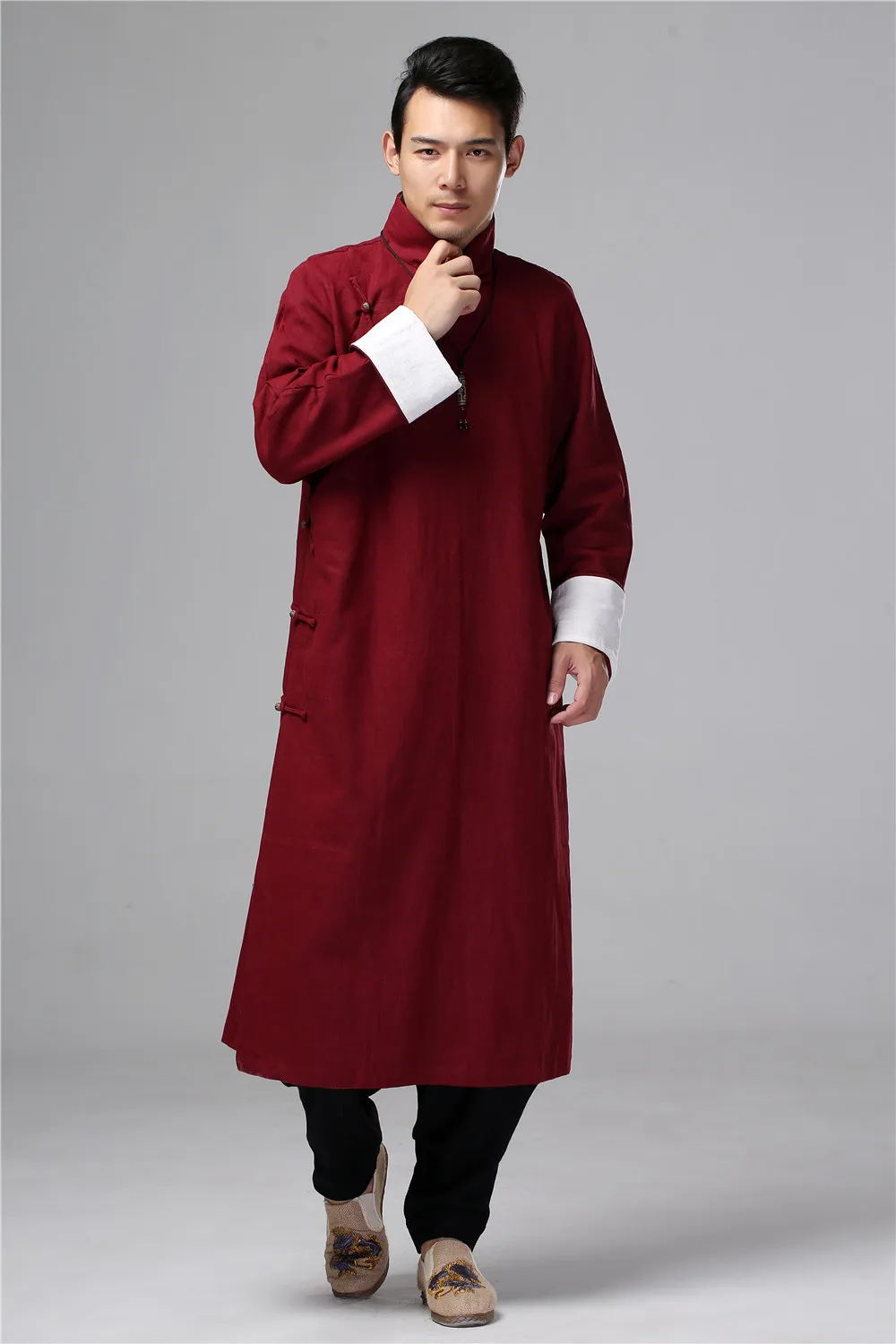 Mens Linen Jacket Black Long Coat Male Hanfu Chinese Robe Streetwear Thin Tang Suit KungFu Uniform Suit Tai Chi Robe Brass Buckl