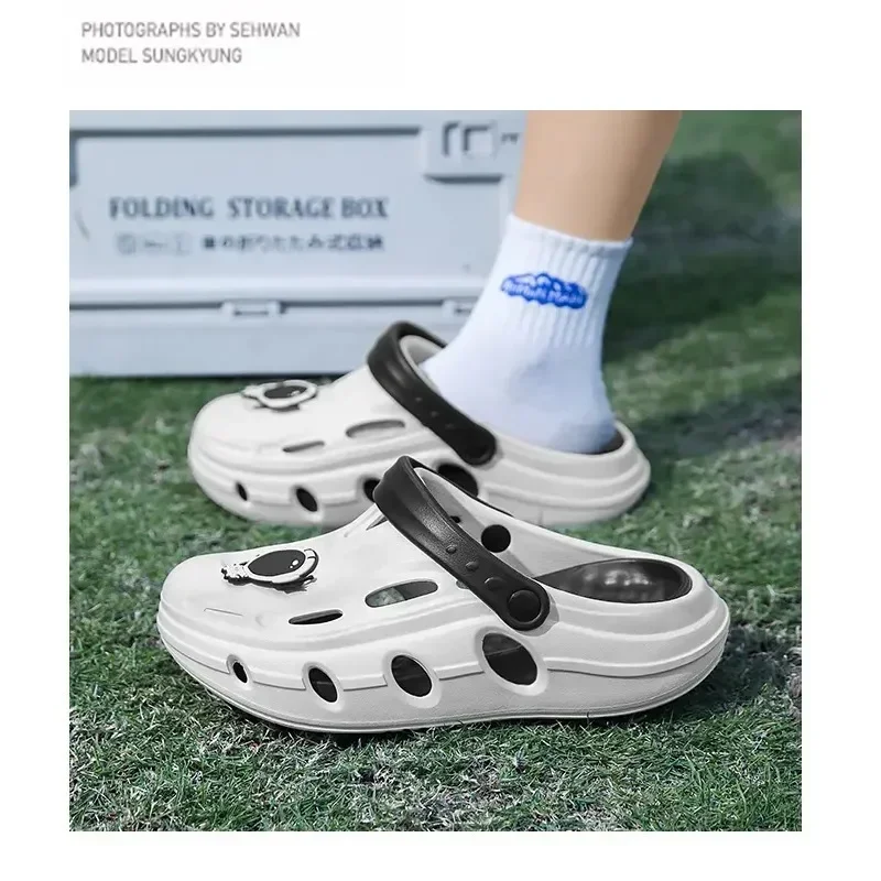 2025 Pantofole da esterno antiscivolo con fondo spesso estivo da uomo Sandali con fondo morbido casual Scarpe slip-on in EVA con tacco piatto traspirante