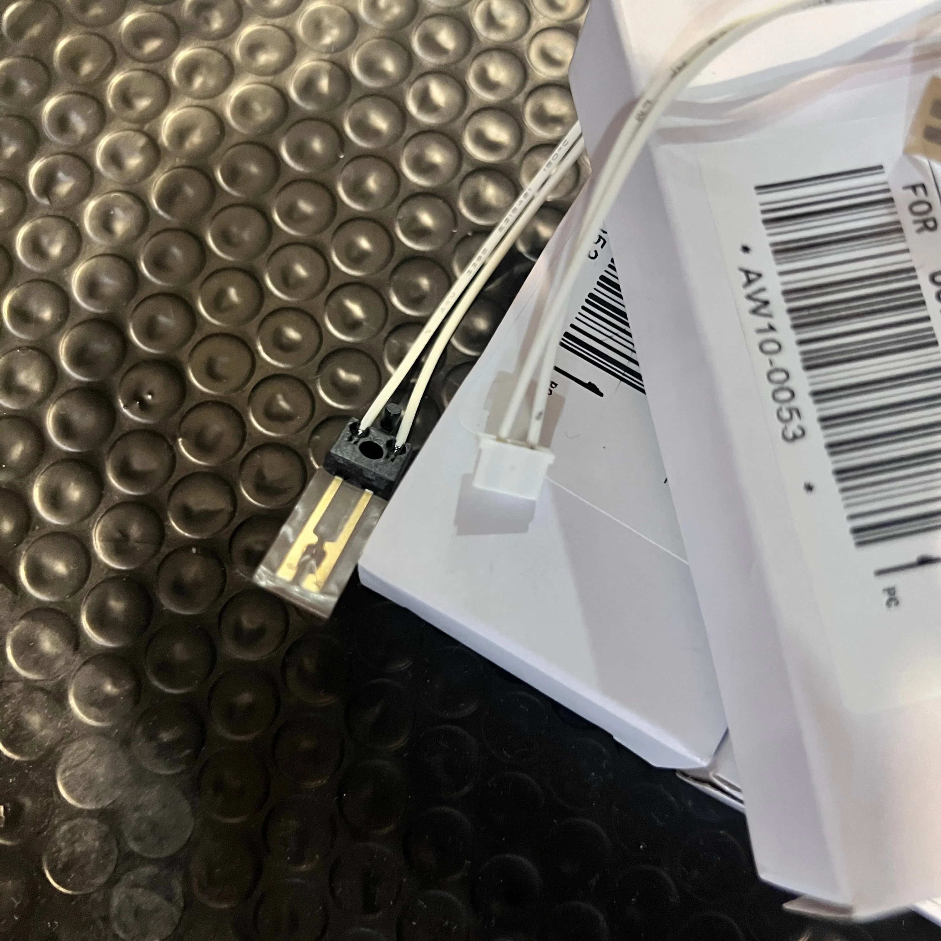 

10 шт. новый AW10-0053 AW100053 для Ricoh Aficio 1022 1027 1035 1045 2022 2027 2035 2045 3025 3030 2510 3010 термистор фьюзера