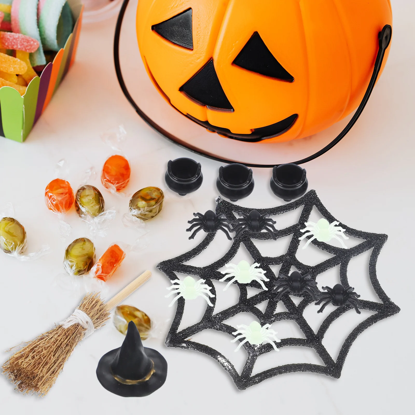 

1Set Halloween Witch Miniature Decorations Plastic Skull Spider Cauldron Broom Caps Desktop Scene Ornaments Miniature Toys