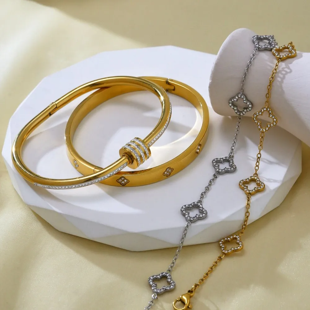 Elegant Female Stainless Steel Bracelet With Zircon Four-Leaf Clover Design Hollow Detail Fashion Accessory For Small Waist
