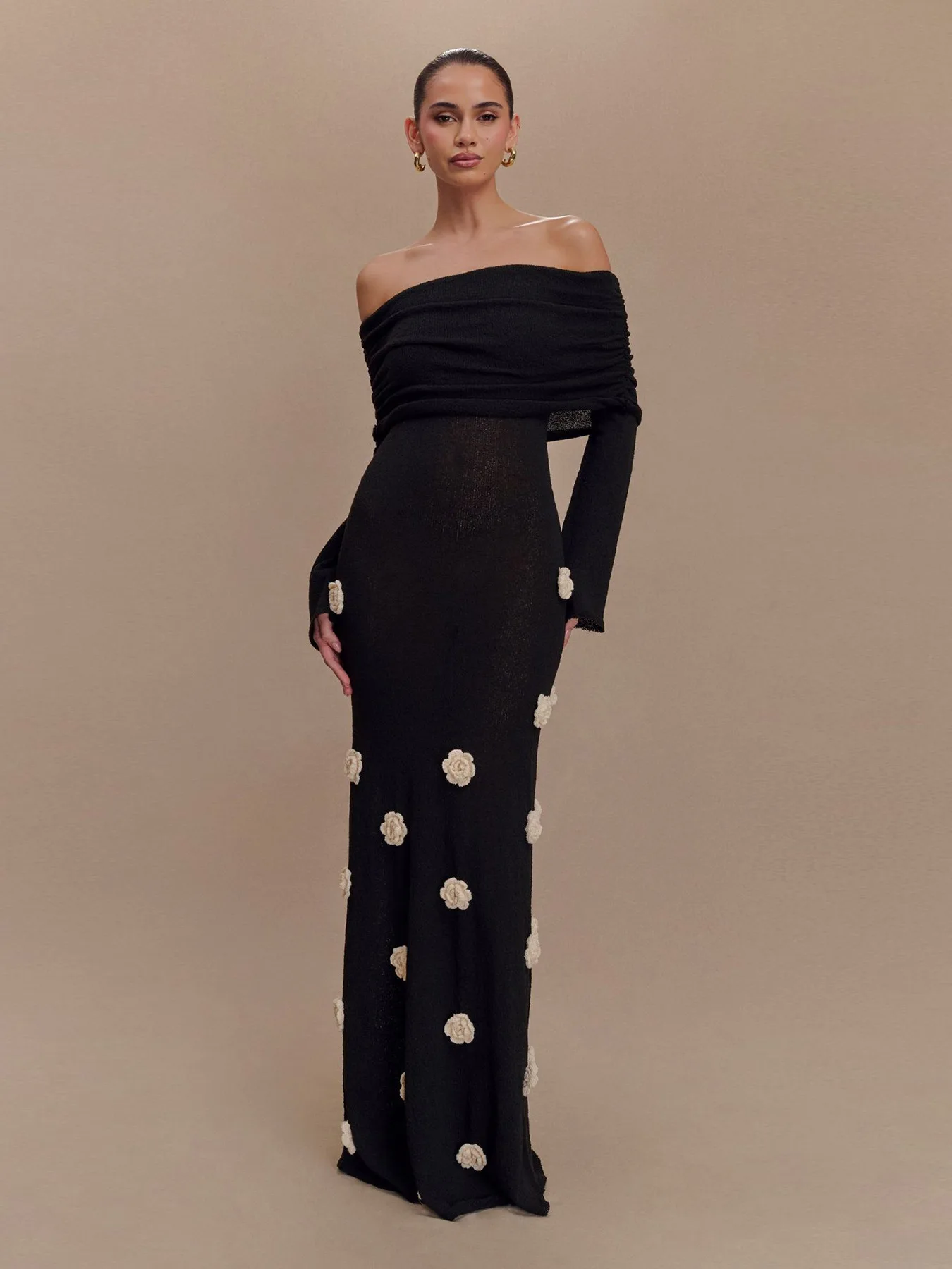 

Fashion Sexy Three-dimensional Flower Slash Neck Knitted Dress.Solid Color Long-sleeved Slim Long Knit Dress for Women Autumn