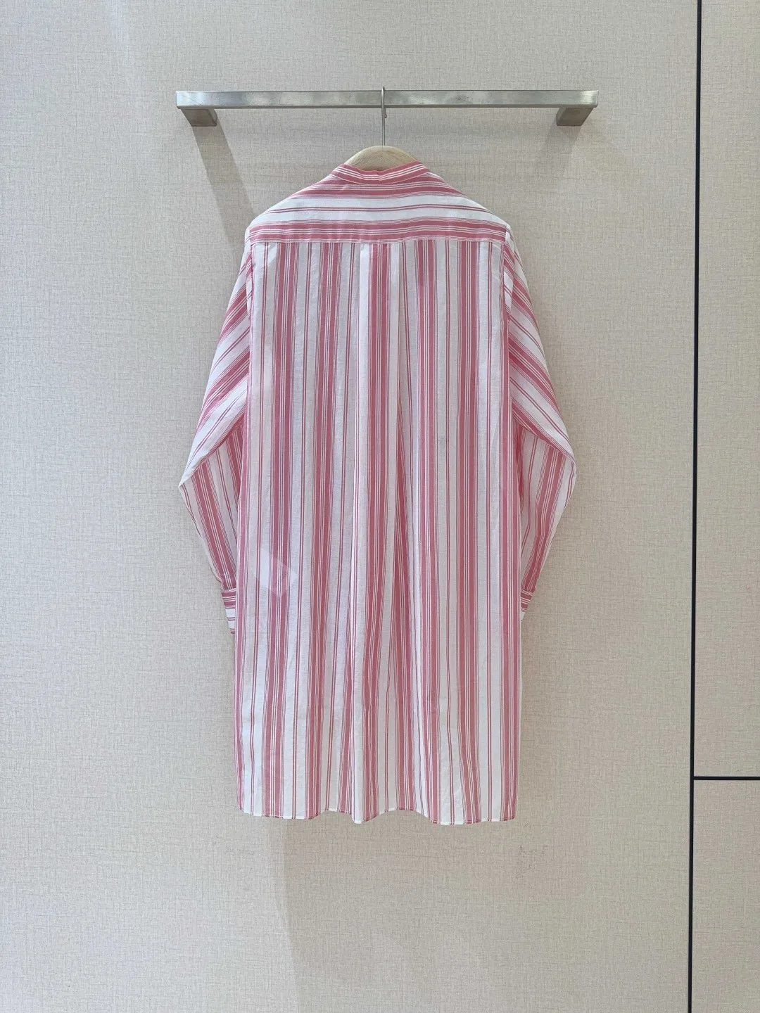 2025 Verão Quente - Venda! Top listrado de algodão puro rosa de alta qualidade, ultrafino e respirável. Frente - Curto e Traseiro - Longo D