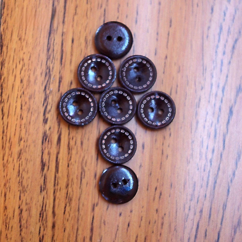 50pcs Wooden Sewing Buttons Scrapbook 2- Holes Dark Coffee 15mm Costura Botones Decorate buttons for clothing sewing supplies