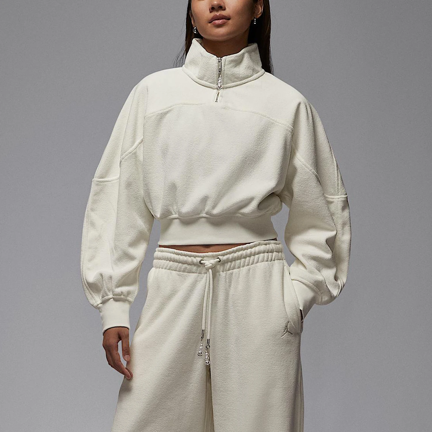 

Женский короткий свободный спортивный свитер Nike Originals JORDAN с воротником-стойкой HV0327-133
