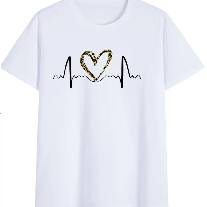 ผ้าฝ้าย 100% เสื้อยืดลายหัวใจพิมพ์ลายเสือดาว สไตล์ใหม่ อินเทรนด์ ทันสมัย ​​ลำลอง และสวมใส่ได้ทุกวัน