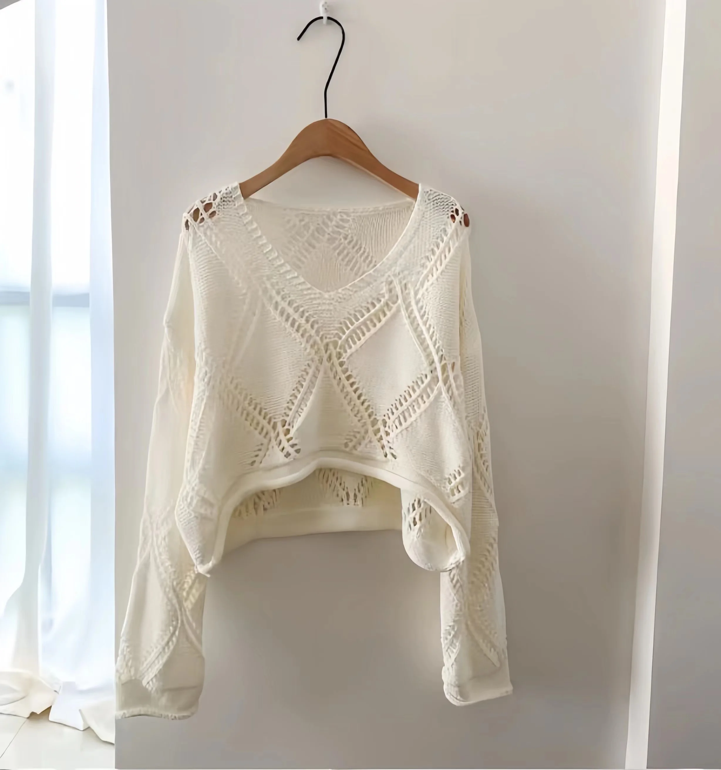 Soft Wind Hollowed Out Long-Sleeved Sweater Autumn New Sweet Spice Girl x Casual Short-Style Blouse Blouse Woman