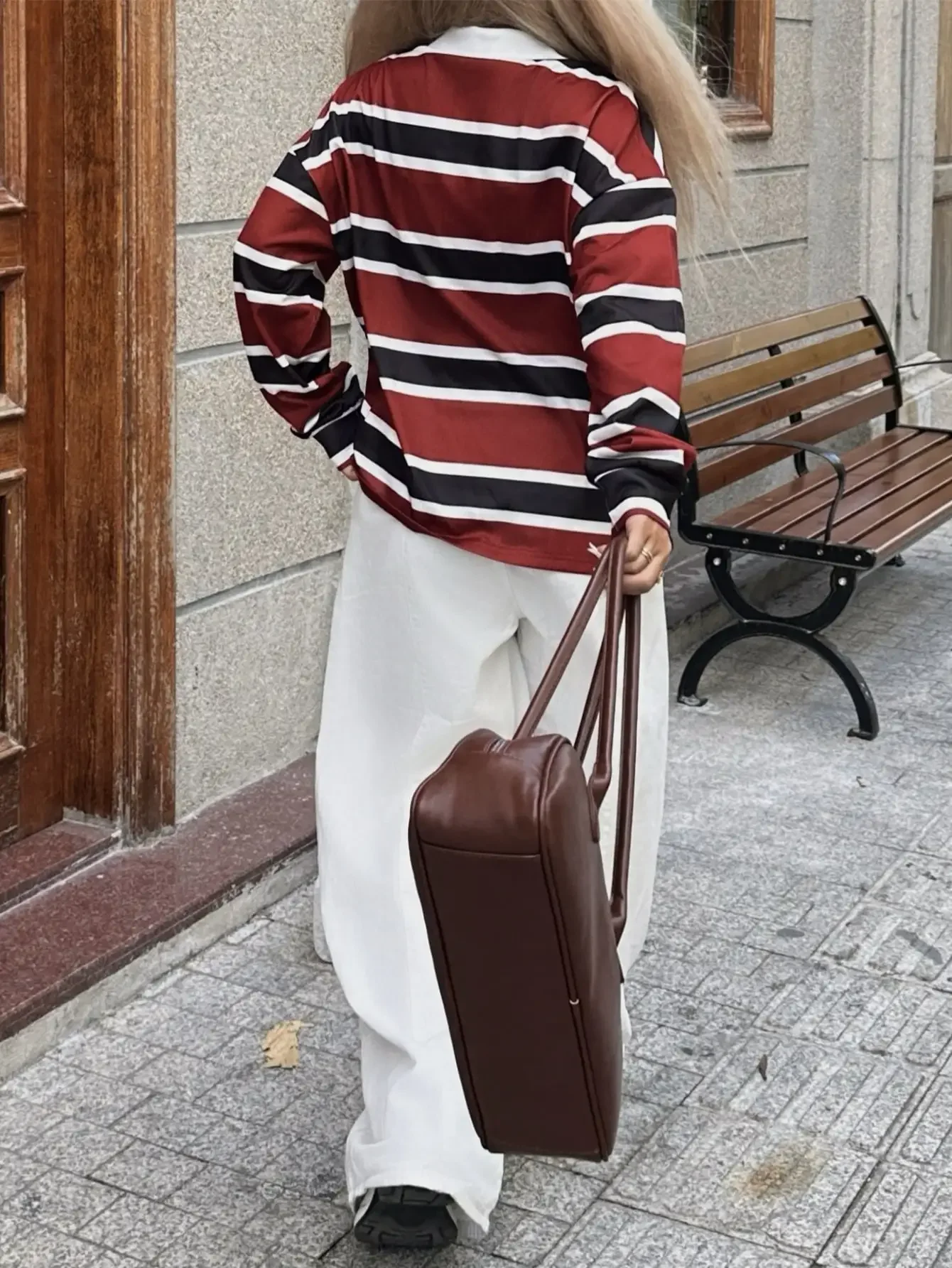 Teen Girls Relaxed Collared Rugby Shirt Y2K 90s Grunge Skater Aesthetic Full Sleeve Jersey Blouse Burgundy Black White Horizontal Stripes Contrast Lapel Half Button Placket Banded Cuffs Loose Shape For Autumn College Campus Thanksgiving Present