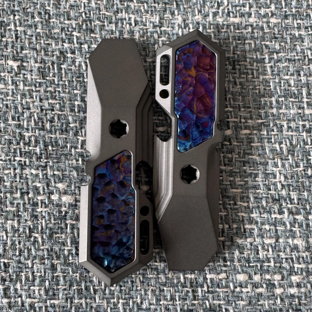 Picture 4: EDC Titanium alloy Titanium Damascus Mini Crowbar tools Hand Outdoor Camping Gear EDC Multifunction Tools Gift Collection