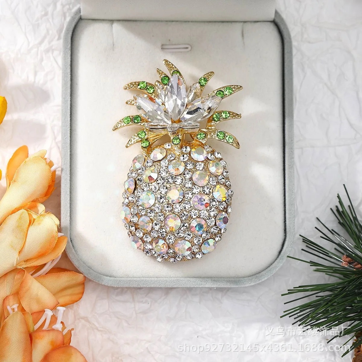 Women Colorful Full Rhinestone Pineapple Broch Fashion Large Pineapple Fruit Pin Jewelry