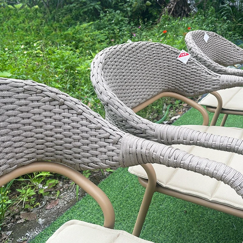 Mesas y sillas de mimbre nórdicas personalizables para ocio al aire libre, silla individual de mimbre para patio y balcón