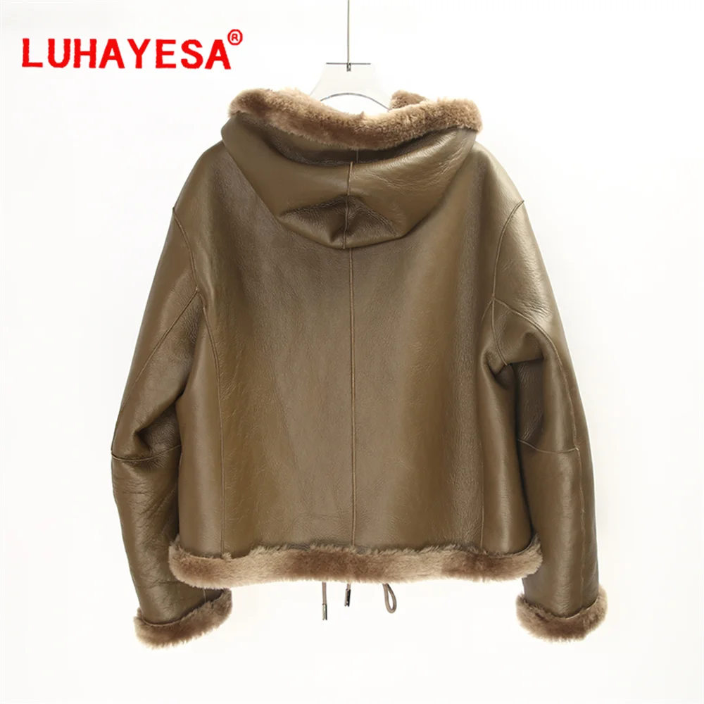 2024 senhoras pele de cordeiro shearling casaco feminino com capuz camelo luhayesa inverno senhoras jaquetas de couro genuíno