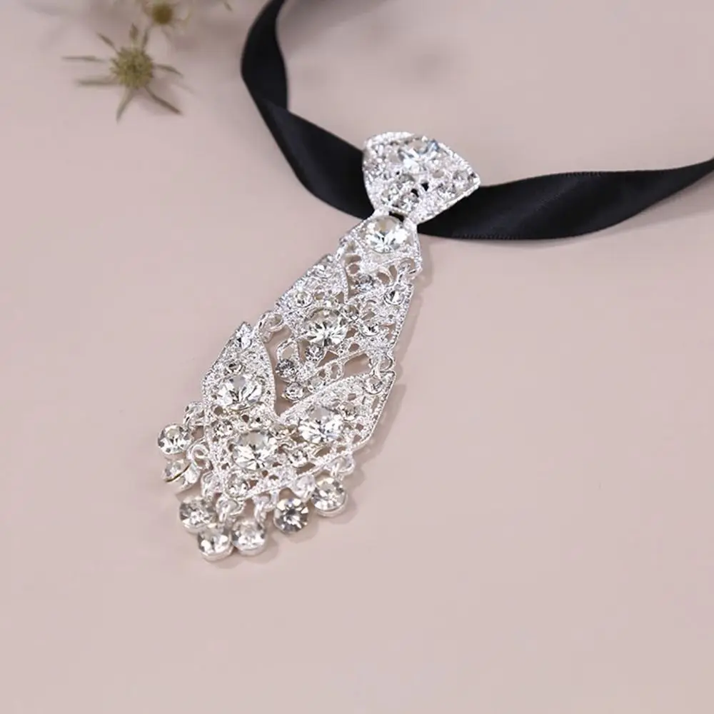

English Gentleman Style Wedding Tie Diamond Men Ties Business Ties Metal Rhinestone Necktie Women Necktie