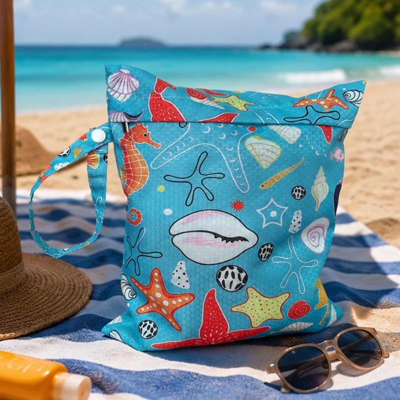 

Reusable diaper storage bag, suitable for swimwear, travel, beach, pool, and gym clothes storage.