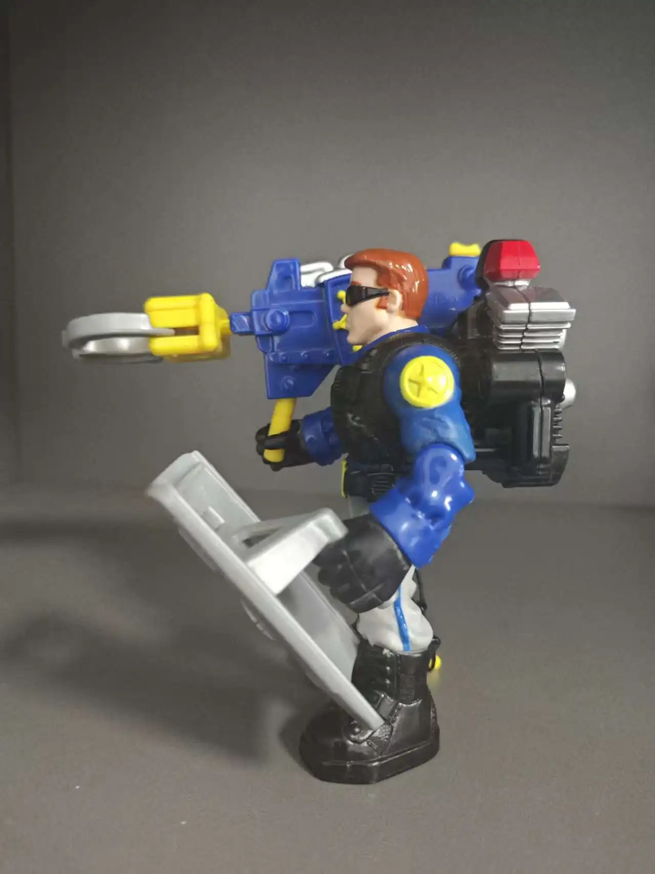 Rescue Heroes Captain Cuffs Action Figure Police Officer 2010 Vintage  Toys for Kids Gift