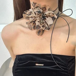 Vintage Multicolor Leopard Print Flower Clavicle Chain Necklace for Women Goth Adjustable Bowknot Choker Dinner Party Jewelry