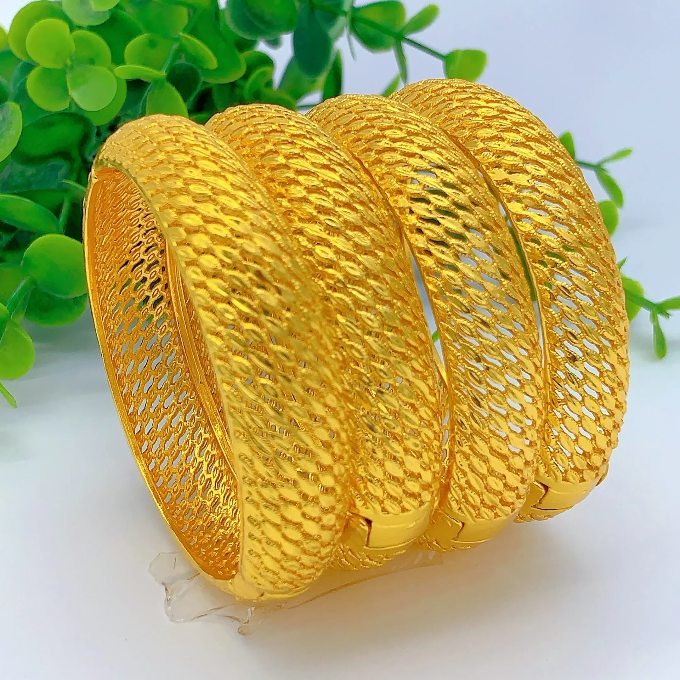 24k Gold Color African Bangles For Women Dubai Indian Bridal Bracelets Hollow Wedding Bangles Jewellery Party Gifts Wholesale