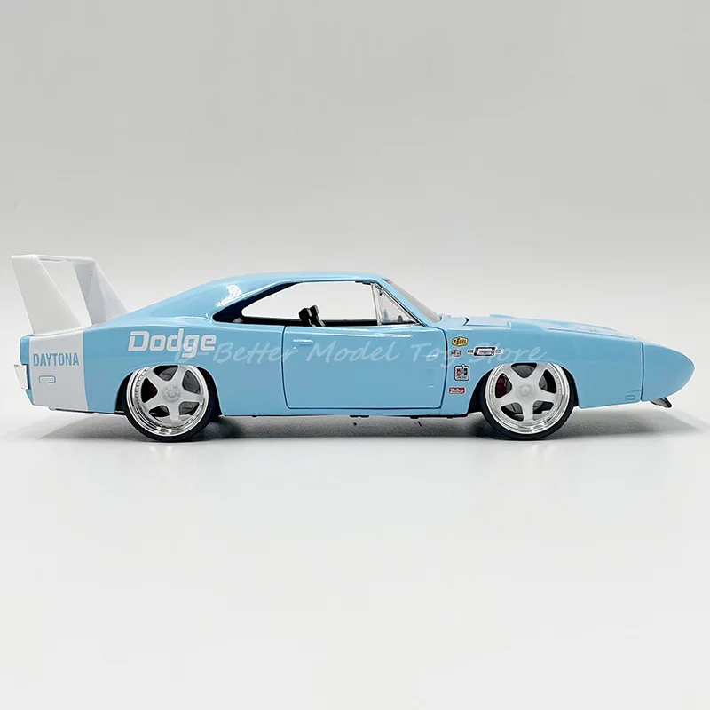 1:24 Diecast Metal Model Car Toy 1969 Dodge Charger Daytona Miniature Replica Collection