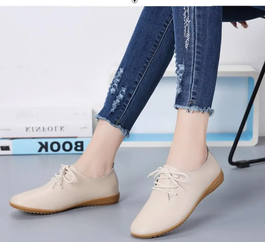 Nowe damskie buty z prawdziwej skóry Retro klasyczne matka mokasyny miękkie rekreacyjne mieszkania buty damskie wygodne miękkie dno Casual Footwea