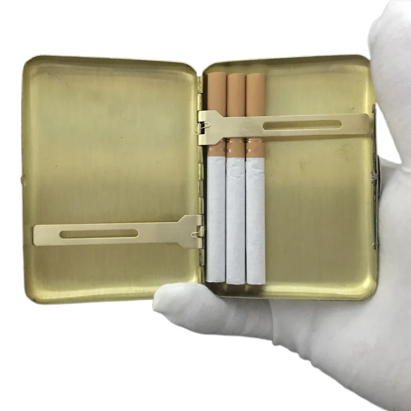 Retro Brass Carved Metal Cigarette Case Holding 16 Sticks Portable Tobacco Case Cigarette Holder Storage Box Smoking Tools - Image 2