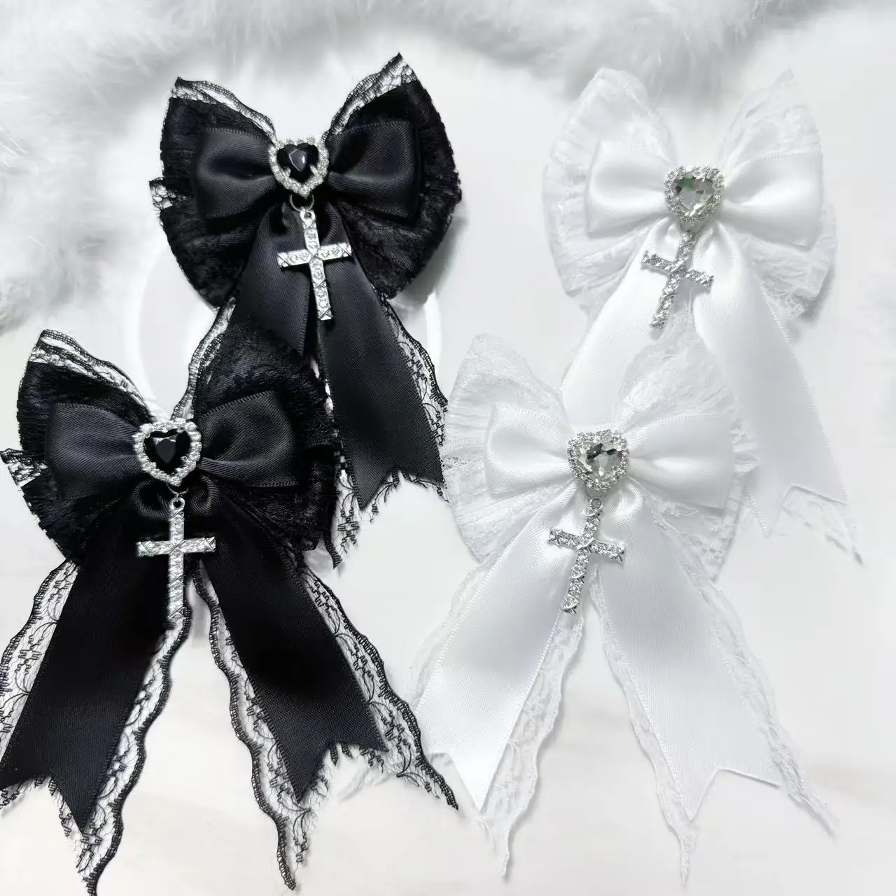 

Japanese Cute Sweet Girl Ground Bud Original Handmade Black and White Jewelry Lace Rhinestone Bow Hairpin Love Cross Brooch