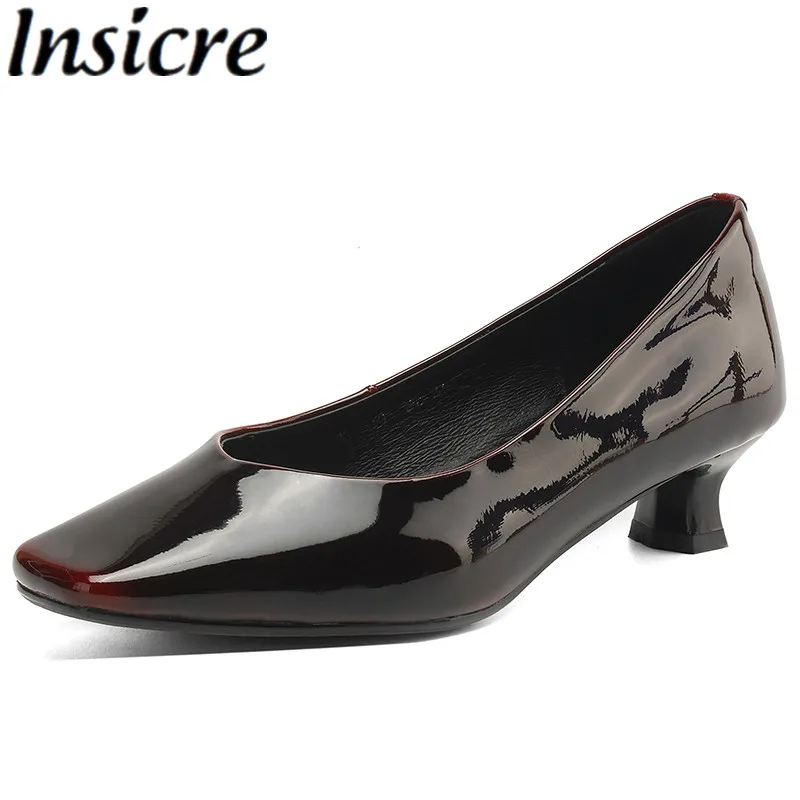 

Insicre 2025 классические женские туфли-лодочки из коровьей лакированной кожи с квадратным носком на мелком среднем каблуке, офисная летняя обувь черного цвета