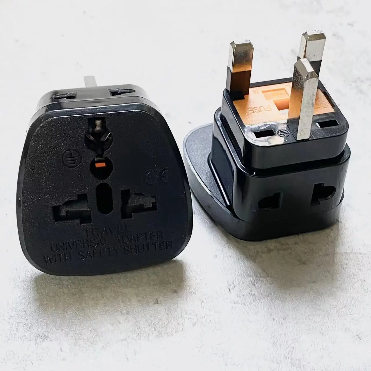 2 in 1 Universal 13A Hong Kong Singapore Malaysia United Kingdom copper power charger india HK EU US AU to UK adapter fused plug