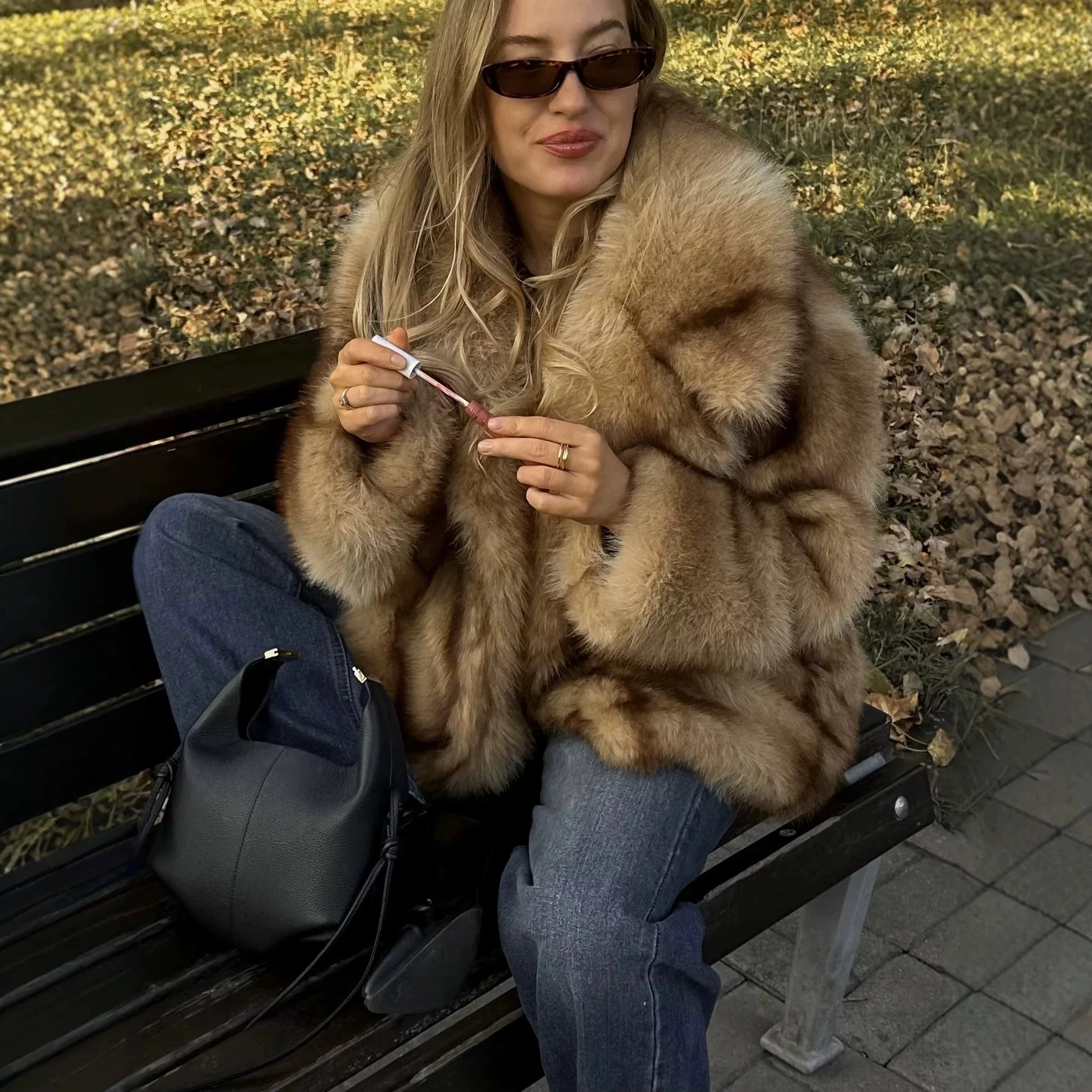 Nagodo Winter Women's Faux Fox Fur Jackets Long Sleeve Fluffy Outerwear Turn Down Collar Soft Thick Warm 2026 New Fashion Coat