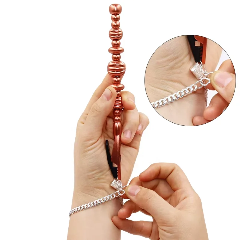 

One-Handed Wearing Gold and Silver Fine Chain Bracelet Self-Wearing Jewelry Assistant with Manual Buckle Artifact Tool