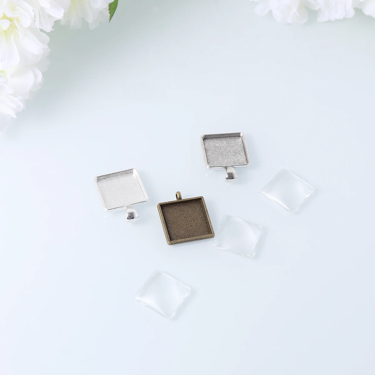 

18 Sets Square Pendant Trays Retro Bezel Dome Tiles Metal Alloy Glass Jewelry Making DIY Craft Resin Cameo Photo Custom
